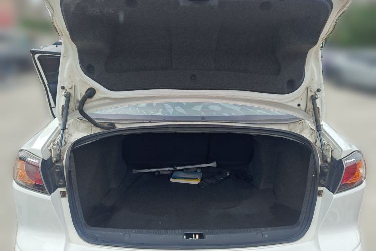 Used Mitsubishi Lancer EX 2012 Xiali Edition 2.0L CVT Flagship Model
