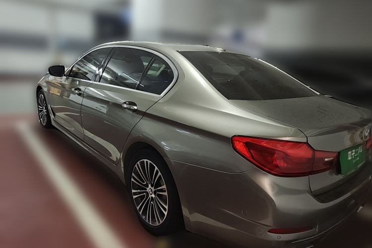 Used BMW 5 Series 2018 Facelifted 530Li Luxury Edition Premium Package Rear Left 45 Deg