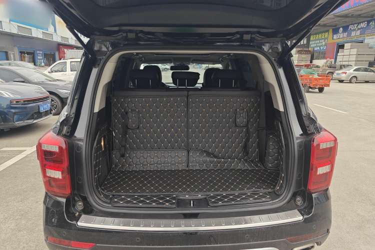 Used GAC Trumpchi GS8 2017 320T Two-Wheel Drive Luxury Smart Connectivity Version (7 Seats)