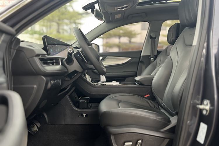 Used Chery Tiggo 8 PLUS 2021 290TGDI DCT Haoting Edition+