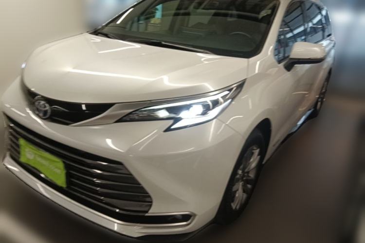 Used Toyota SIENNA 2021 2.5L Hybrid Ultimate Edition