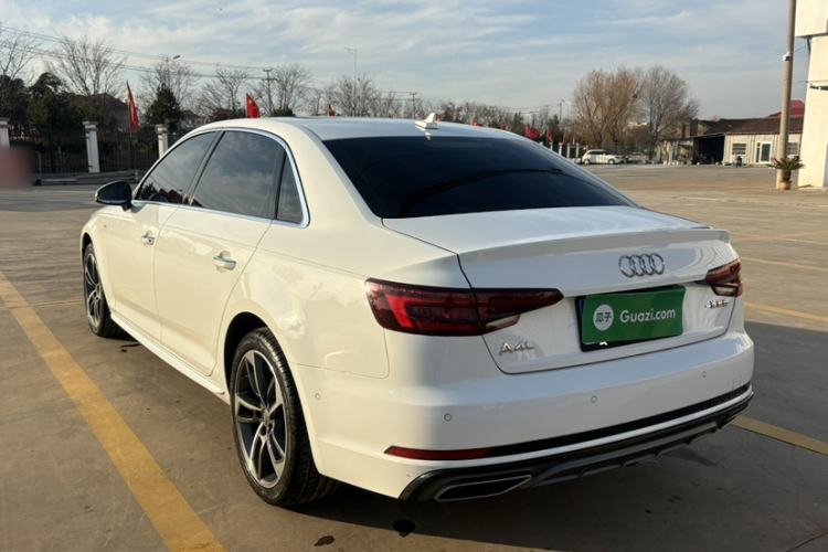 Used Audi A4L 2019 40 TFSI Fashion Edition China VI Emission Standard
