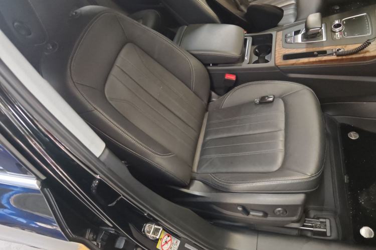 Used Audi Q5L 2020 Updated 40 TFSI Prestige Fashion Edition
