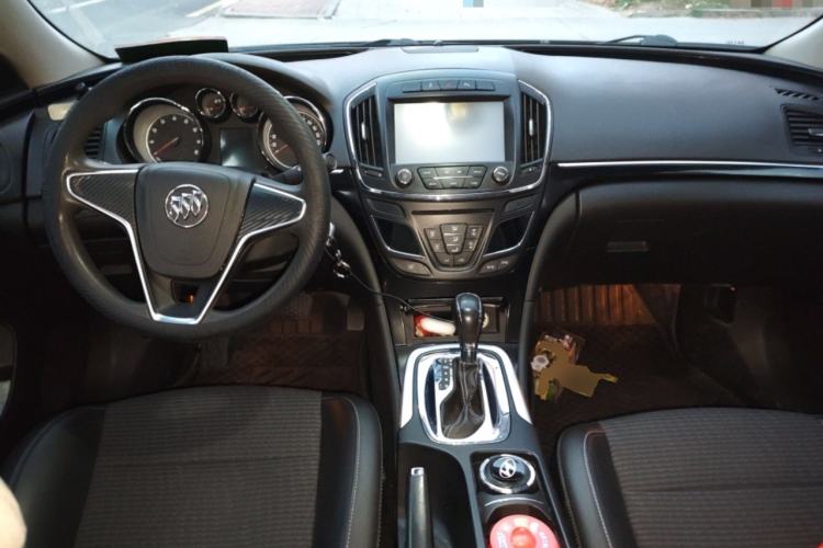 Used Buick Regal 2015 1.6T Leading Technology Model Center Console