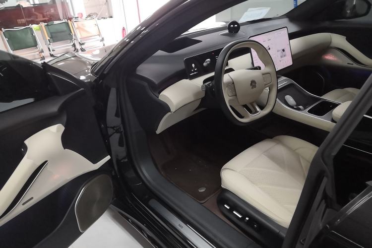 Used Nio ET5T 2025 75 kWh Touring
