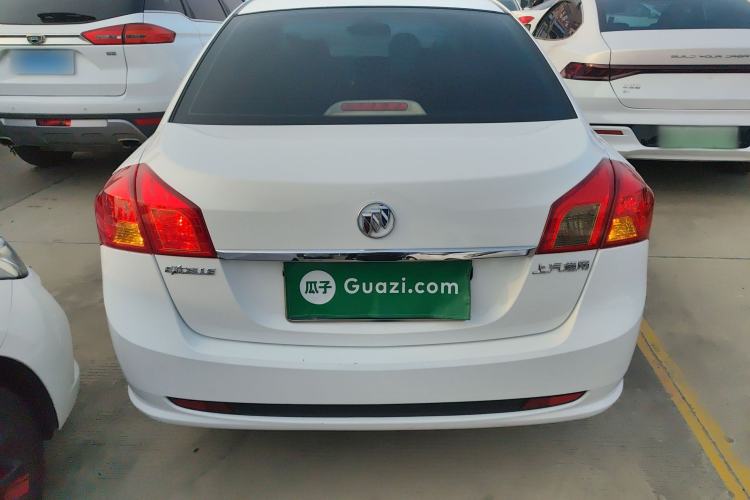 Used Buick Excelle 2015 1.5L Manual Classic Trim
