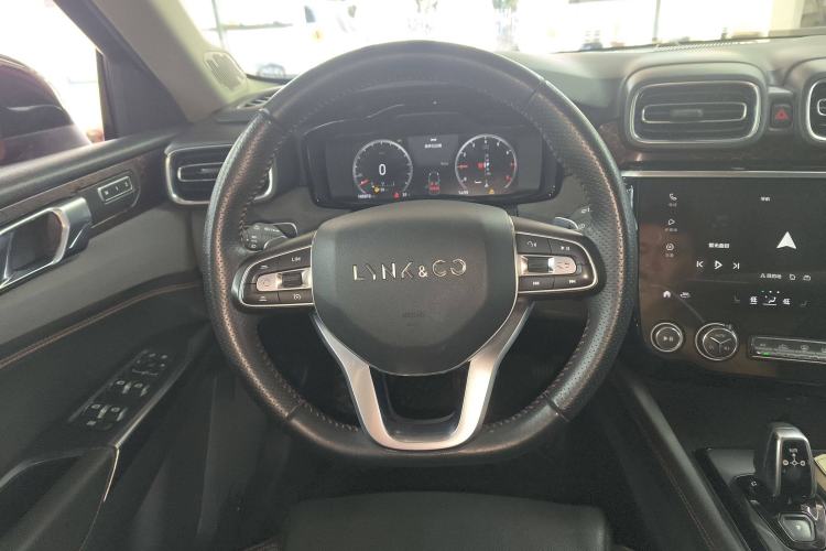 Used Lynk & Co 02 2018 1.5T DCT Two-Wheel Drive Pro Version China V Emission Standard
