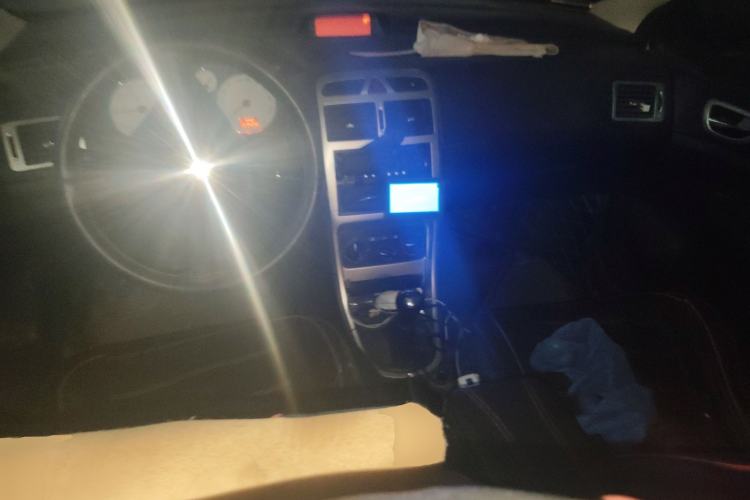 Used Peugeot 307 2010 Sedan 1.6L Manual Comfort Edition
