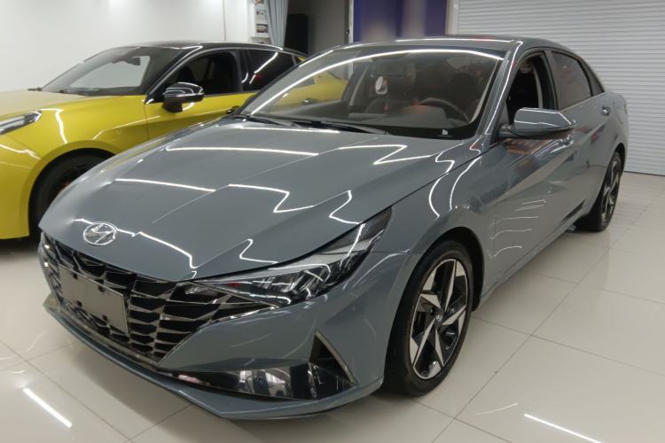 Used Hyundai Elantra 2022 1.5L CVT LUX Prestige Edition
