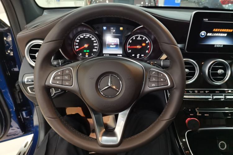 Used Mercedes-Benz GLC 2017 GLC 260 4MATIC Luxury Model