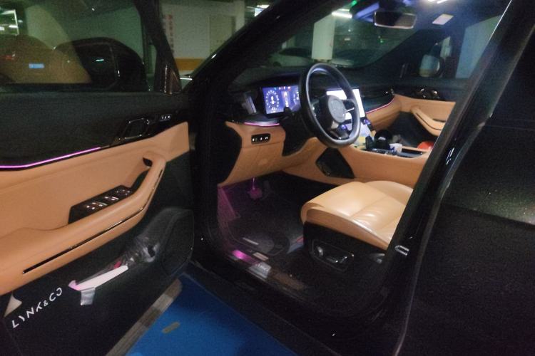 Used Lynk & Co 09 2021 2.0T Ultra 7-Seater