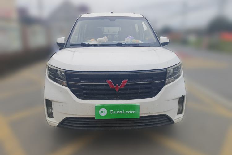 Used Wuling Hongguang PLUS 2019 1.5T Manual Luxury 7-Seater
