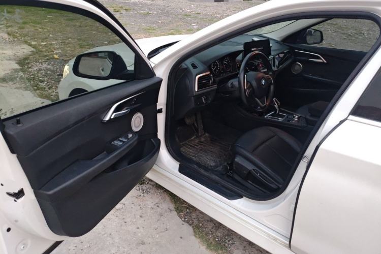 Used BMW 1 Series 2022 120i M Sport Edition Interior 3