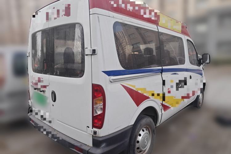 Used SAIC MAXUS Xintu V80 2019 2.5T Classic Edition 6-Speed Manual – Aoyuntong Short Wheelbase Mid-Height Design 5/6 Seats Rear Right 45 Deg