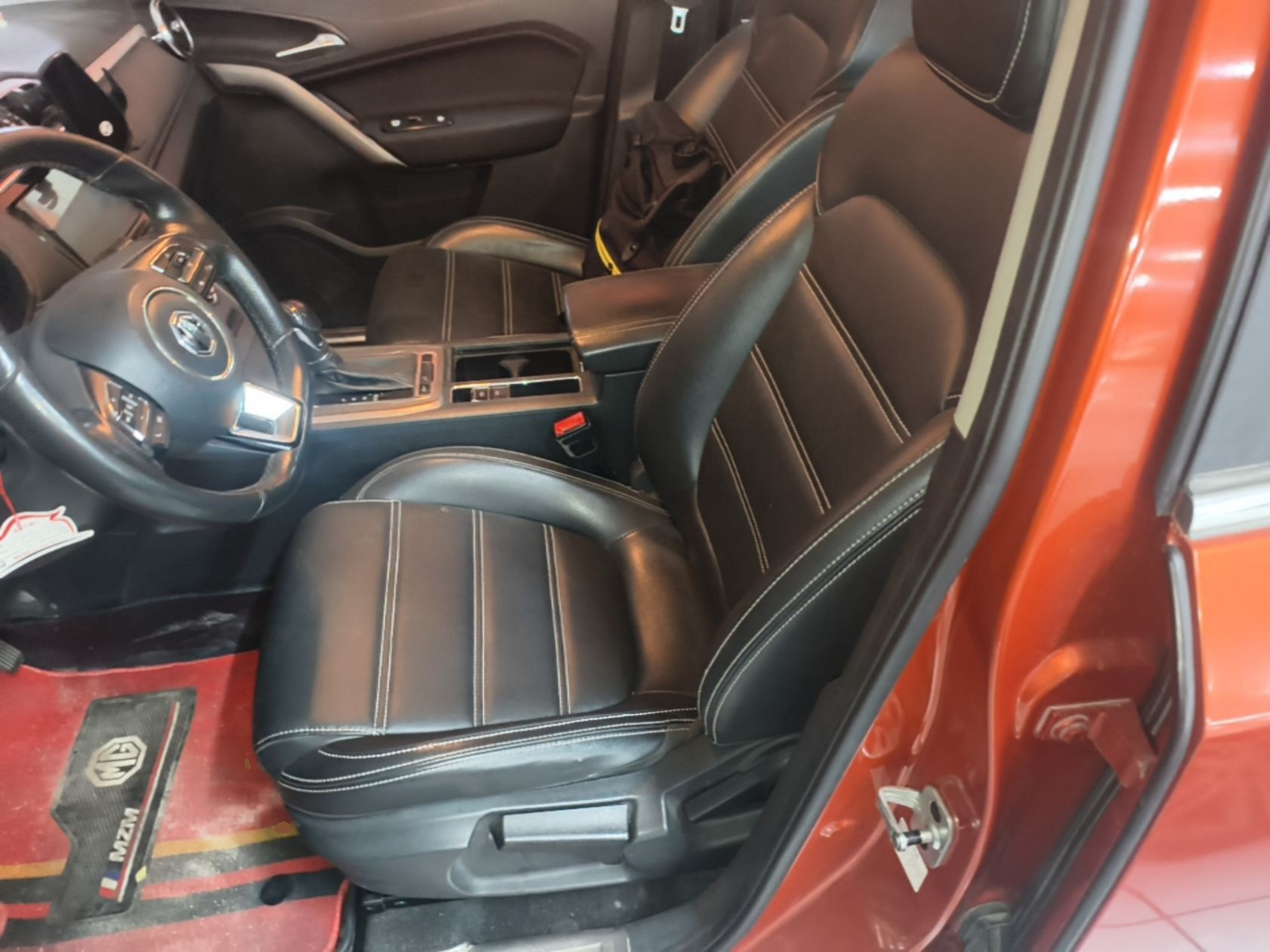 Interior delantero