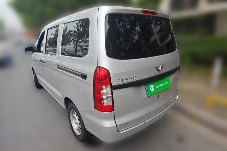 Used Wuling Hongguang V 2022 1.5L Jingqu Edition Electric-Assist LAR