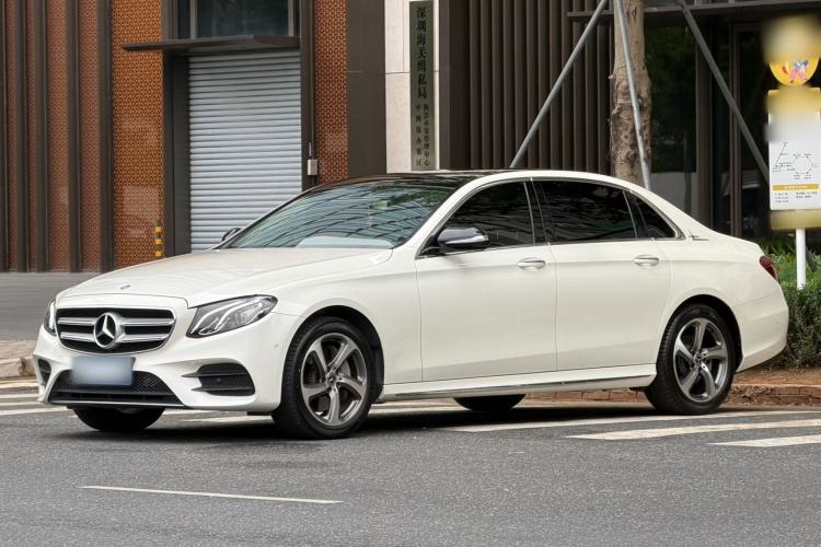 Used Mercedes-Benz E-Class 2018 E 300 L Sporty and Stylish Model