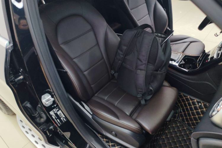 Used Mercedes-Benz GLC 2022 Second Facelift GLC 260 L 4MATIC Dynamic Edition Right Front Seat