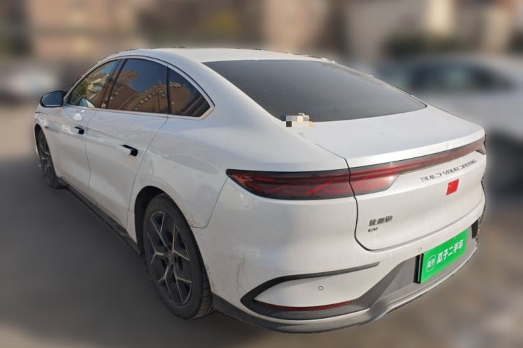 Used BYD Han 2022 EV Genesis Edition 715KM Front-Wheel-Drive Prestige Model
