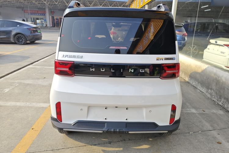 Used Wuling Hongguang MINIEV 2022 GAMEBOY 200km Gaming Edition with Lithium Iron Phosphate
