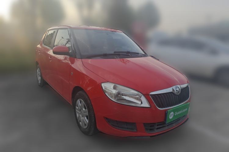 Used Skoda Fabia 2014 1.4L Automatic Crystal Edition
