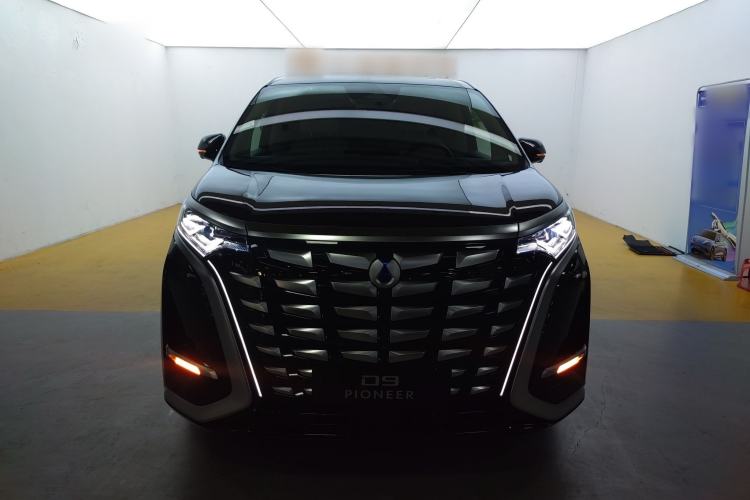 Used Denza D9 2024 PIONEER Four-Seat Pioneer Edition