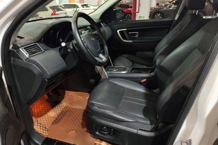 Used Land Rover Discovery Sport 2018 240 PS SE Version