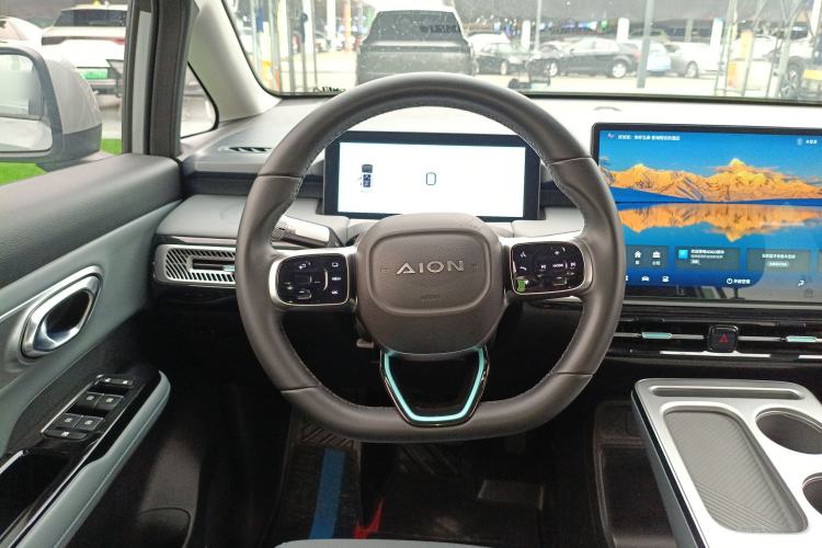 Used AION Y 2023 Plus 510 Enjoy Edition