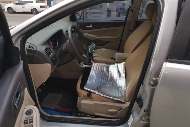 Used Ford Focus 2013 Sedan Classic 1.8L Manual Base Model
