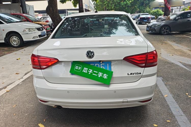 Used Volkswagen Lavida 2015 1.6L Automatic Fashion Edition