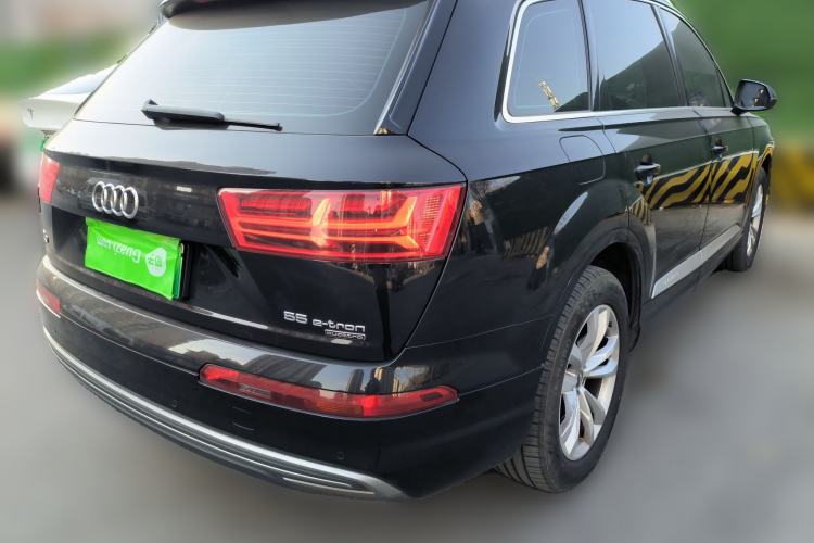 Used Audi Q7 New Energy 2019 55 e-tron Rear Right 45 Deg