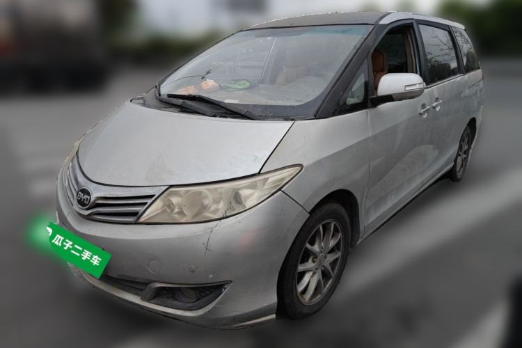 Used BYD M6 2013 2.4L Manual Luxury Model