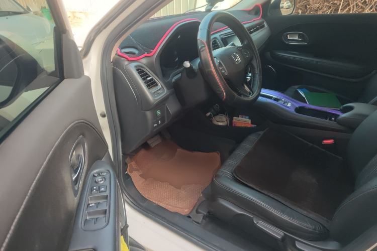 Used Honda Vezel 2015 1.8L CVT 2WD Luxury Model Driver Seat