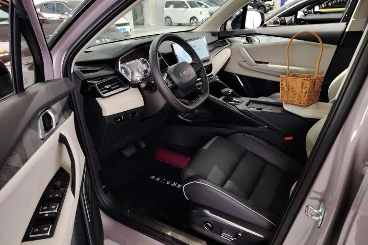 Used Lynk & Co 06 2023 Remix 1.5T Shero