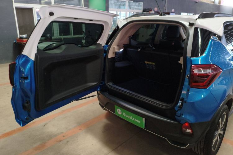 Used BYD Yuan New Energy 2018 EV360 Smart Connected Cool Model