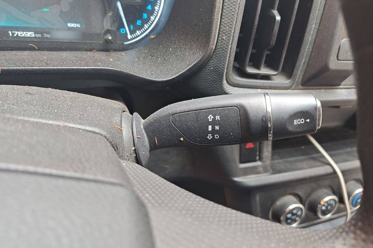 Used Karry Jiangtun E7 2024 Mingchuang 6-Seater Version
