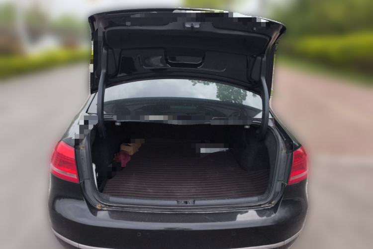 Used Volkswagen Passat 2014 1.8TSI DSG Prestige Navigation Edition Trunk