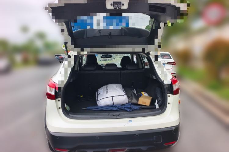 Used Nissan Qashqai 2016 2.0L CVT Luxury Edition Trunk