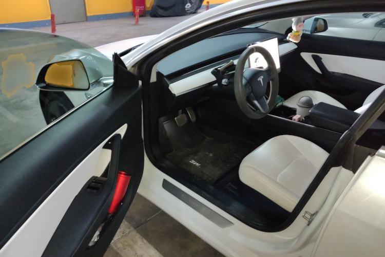 Used Tesla Model 3 2019 Long-Range All-Wheel-Drive Version