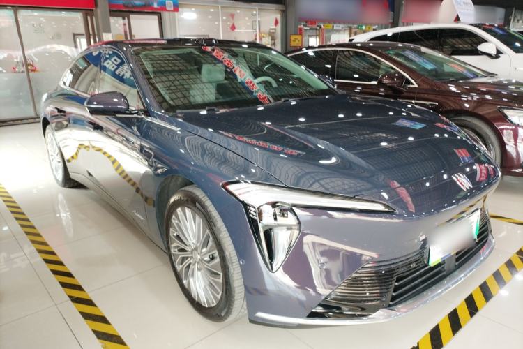 Used Buick L7 2025 Model Aivia