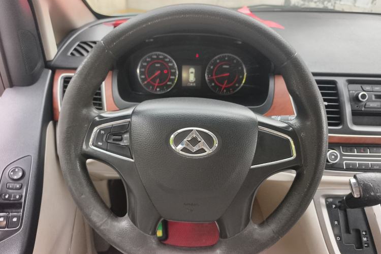 Used SAIC MAXUS G10 2016 2.0T Automatic Elite Edition
