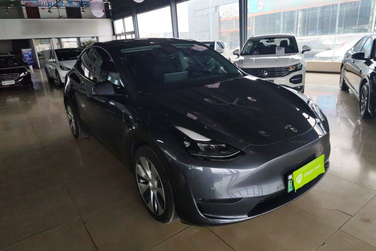 Used Tesla Model Y 2021 Long-Range All-Wheel-Drive Version