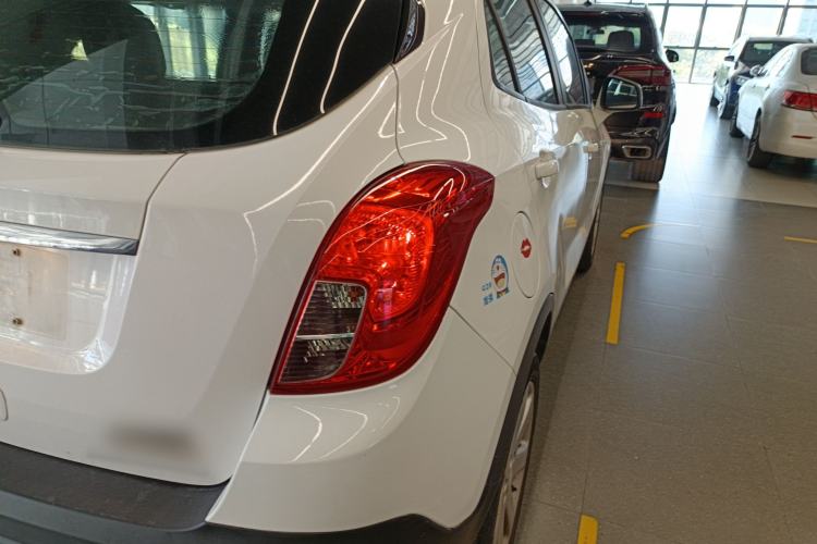 Used Buick Encore 2015 1.4T Automatic Two-Wheel Drive Urban Elite Version