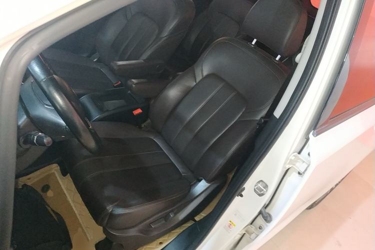 Used GAC Trumpchi M6 2019 270T DCT Luxury Edition (6-seater) China VI Left Front Seat