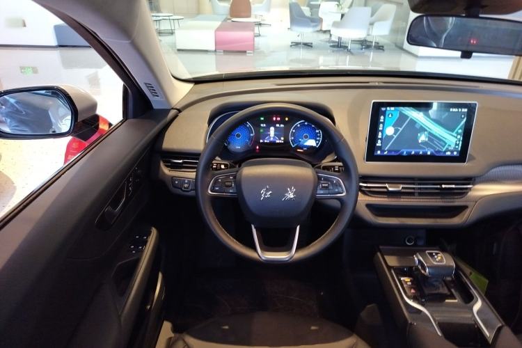 Used Hongqi E-QM5 2022 431 km Charge & Enjoy Edition