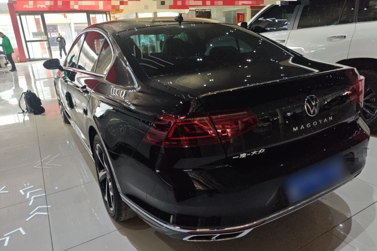 Used Volkswagen Magotan 2025 Revised Version Zhongxiang Edition 330TSI DSG Luxury Trim