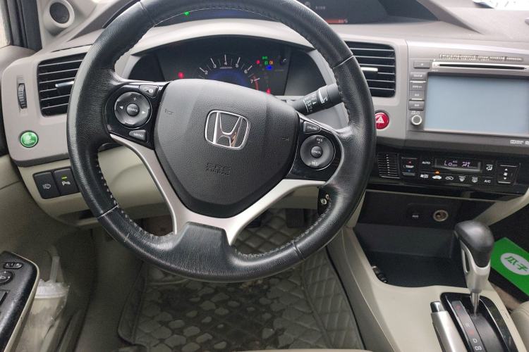 Used Honda Civic 2013 10th Anniversary 1.8L Automatic Luxury Edition Steering Wheel