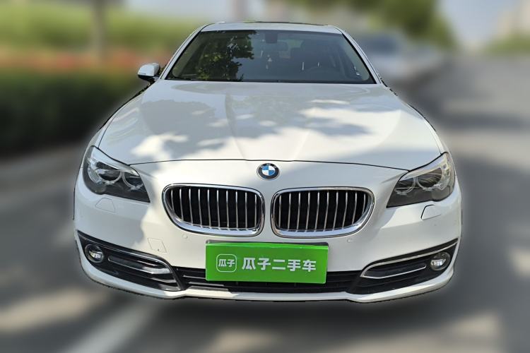 Used BMW 5 Series 2014 525Li Luxury Design Package
