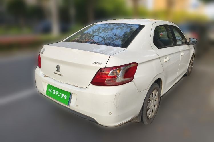 Used Peugeot 301 2014 1.6L Manual Comfort Edition