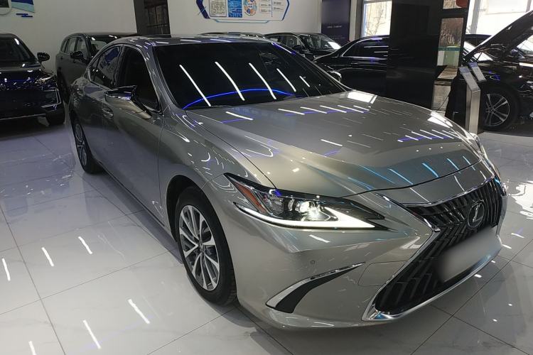 Used Lexus ES 2022 200 Excellence Edition
